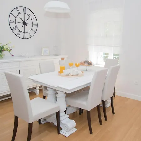 Beautiful In Holiday home